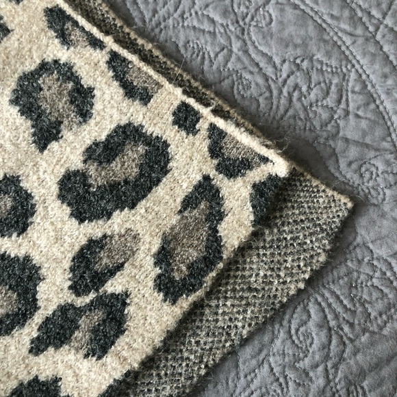 Rachel Zoe Scarf - Picture 9 of 10